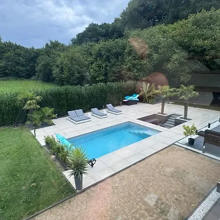 Baloo With Pool And Hot Tub 别墅 *